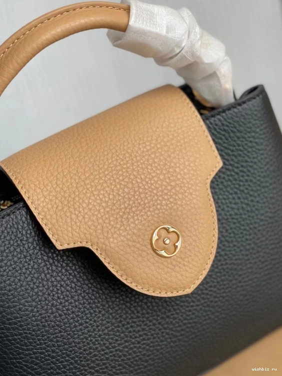 WIS CAPUCINES Louis Vuitton BB 0816